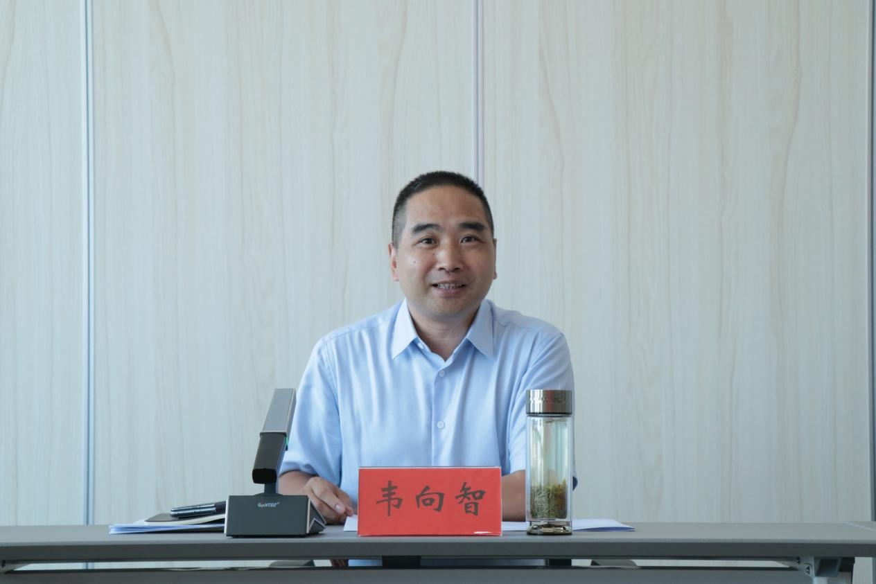 信陽華信投資集團與河南省交通規(guī)劃設(shè)計研究院、泛華建設(shè)集團合作簽約儀式成功舉行